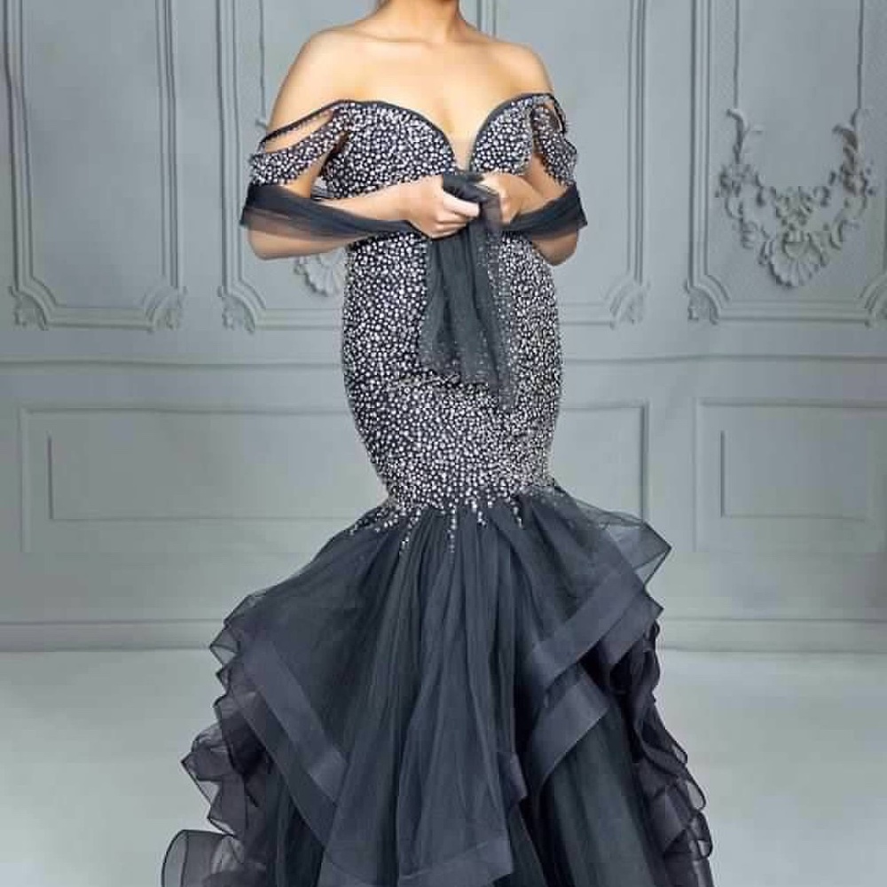 Colors Couture Gown (gray) Size 6